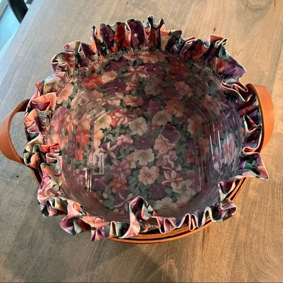 1999 Round Longaberger Ruffle Floral Basket - Picture 2 of 5